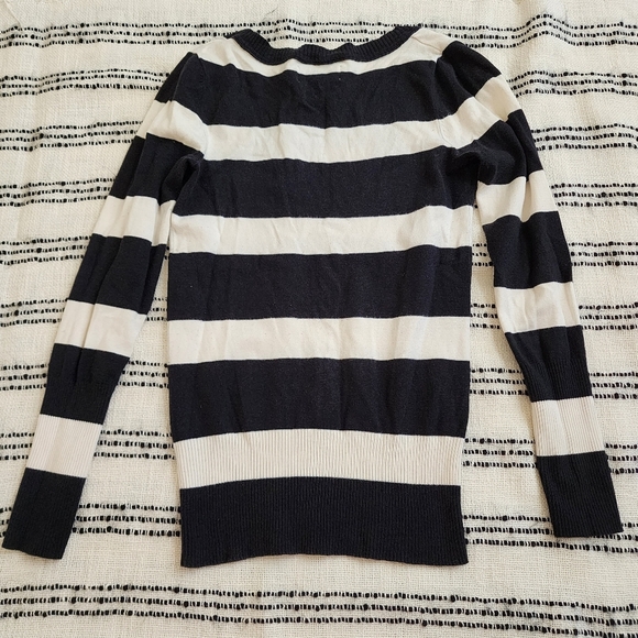 SO Vintage Y2K Retro Black & White Striped V Neck Stretch Long Sleeve Sweater- S - Picture 3 of 6